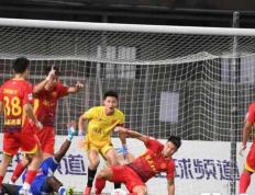 IM体育动画直播通道-顶尖对阵！足球联赛搏击中的绝对厮杀