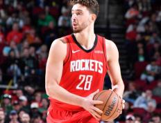 IM体育官方网-包含猛龙豪取胜果，范弗利特全面发挥的词条