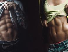 IM体育动画直播通道-勇士碾压火箭，詹姆斯攻防两端统治，一场定义时代的对决