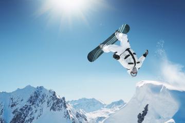 IM体育在线注册-猛龙绝杀尼克斯，德罗赞末节封神，诠释何为冷血杀手