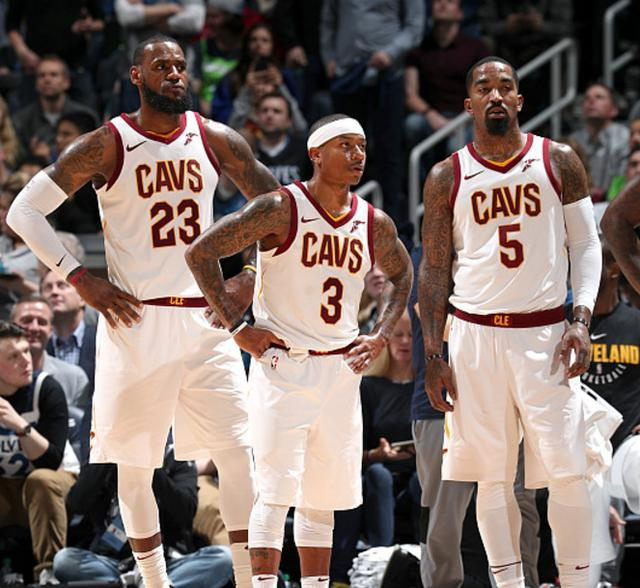 IM体育社区互动入口-骑士遭遇战败，连续两场失利