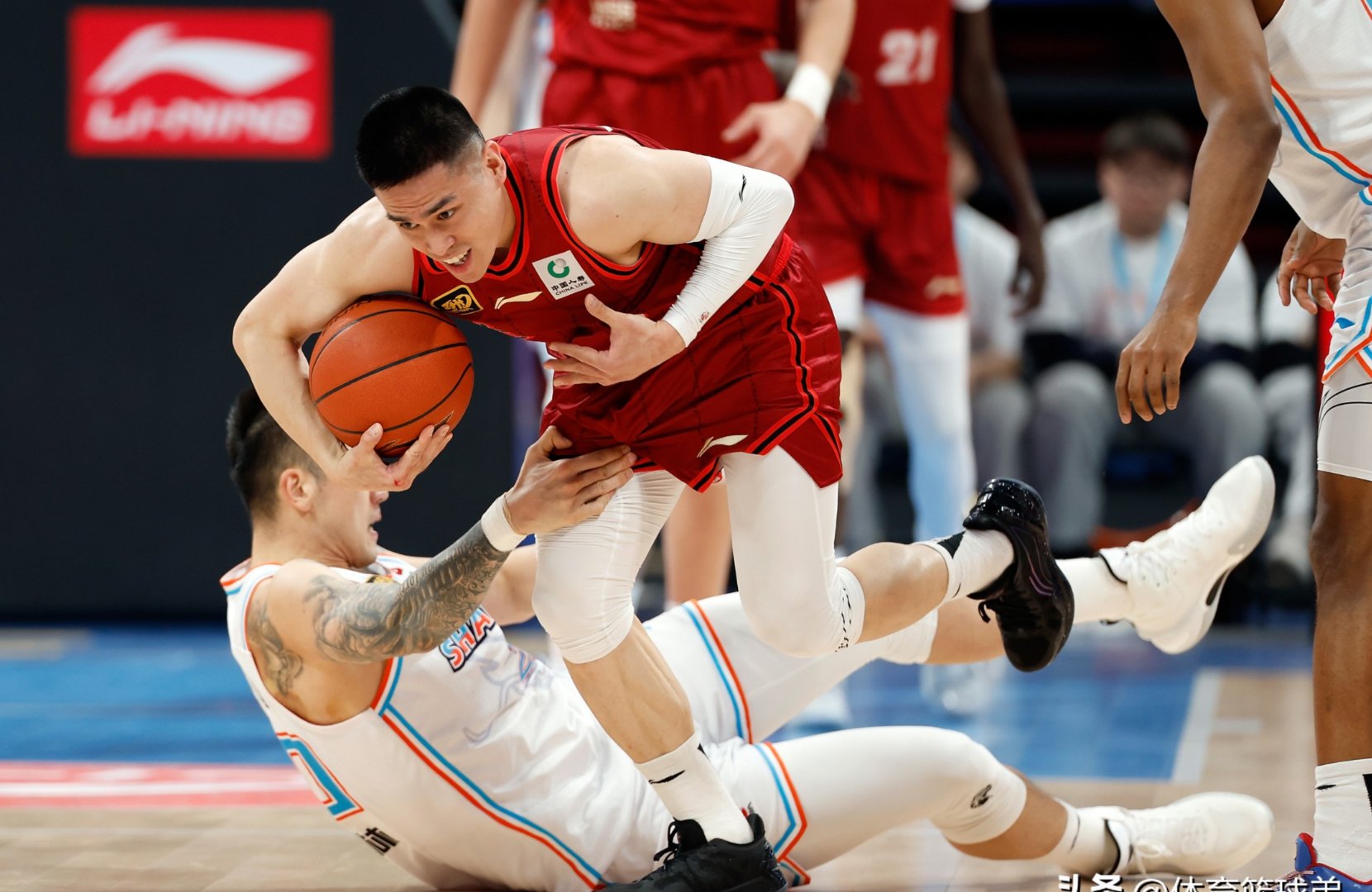 IM体育动画直播通道-争夺激烈,胜负难以预料的比赛的简单介绍